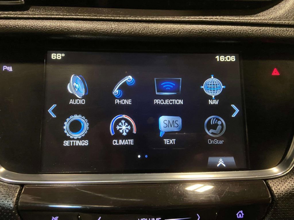 Used 2018 Cadillac XT5 Luxury image 38