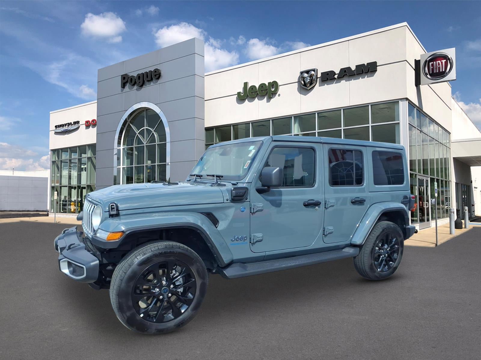 Used 2025 Jeep Wrangler Unlimited Sahara image 4