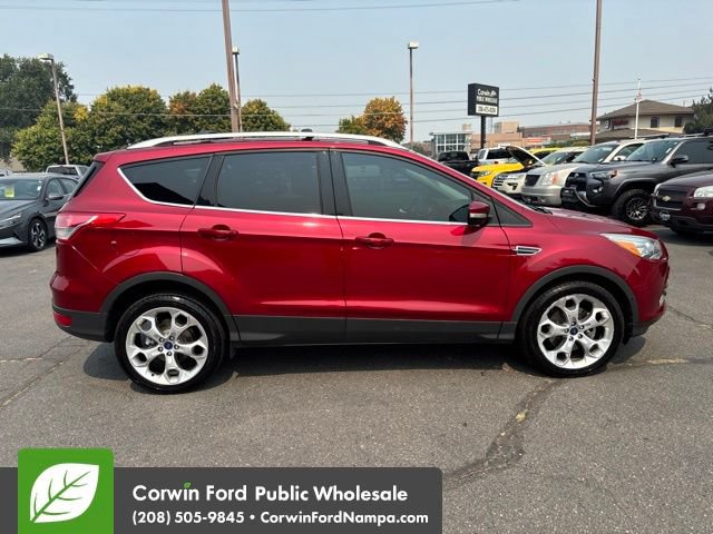 Used 2015 Ford Escape Titanium w/ Equipment Group 301A AWD/4WD image 4