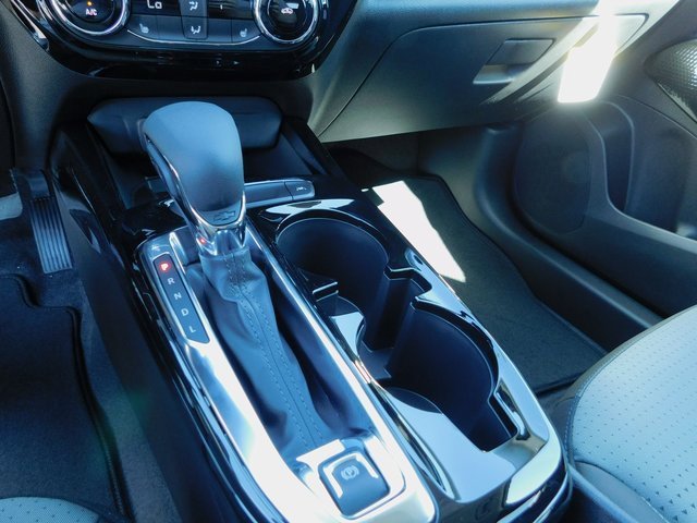 New 2025 Chevrolet Trax LT w/ Sunroof Package image 26