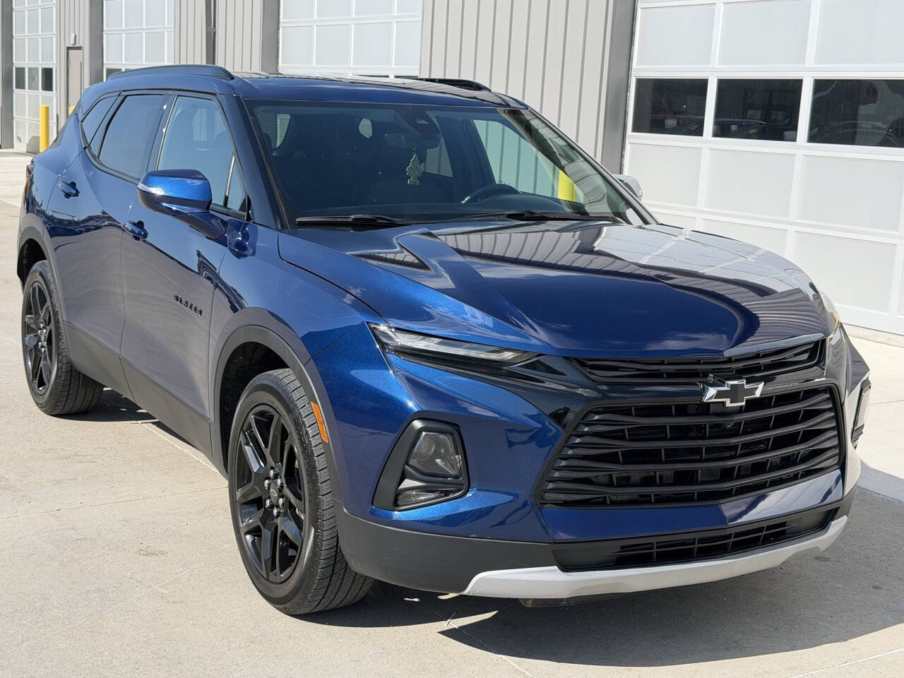 Used 2022 Chevrolet Blazer LT w/ Sound & Technology Package AWD/4WD image 8