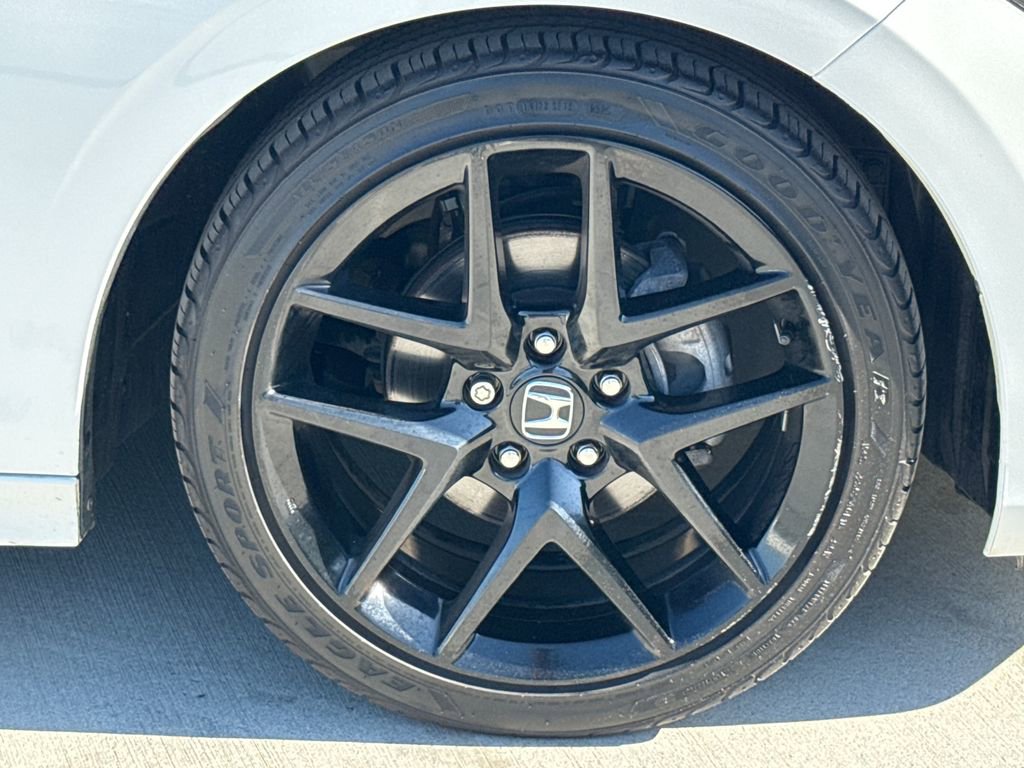 Used 2023 Honda Civic Sport image 11