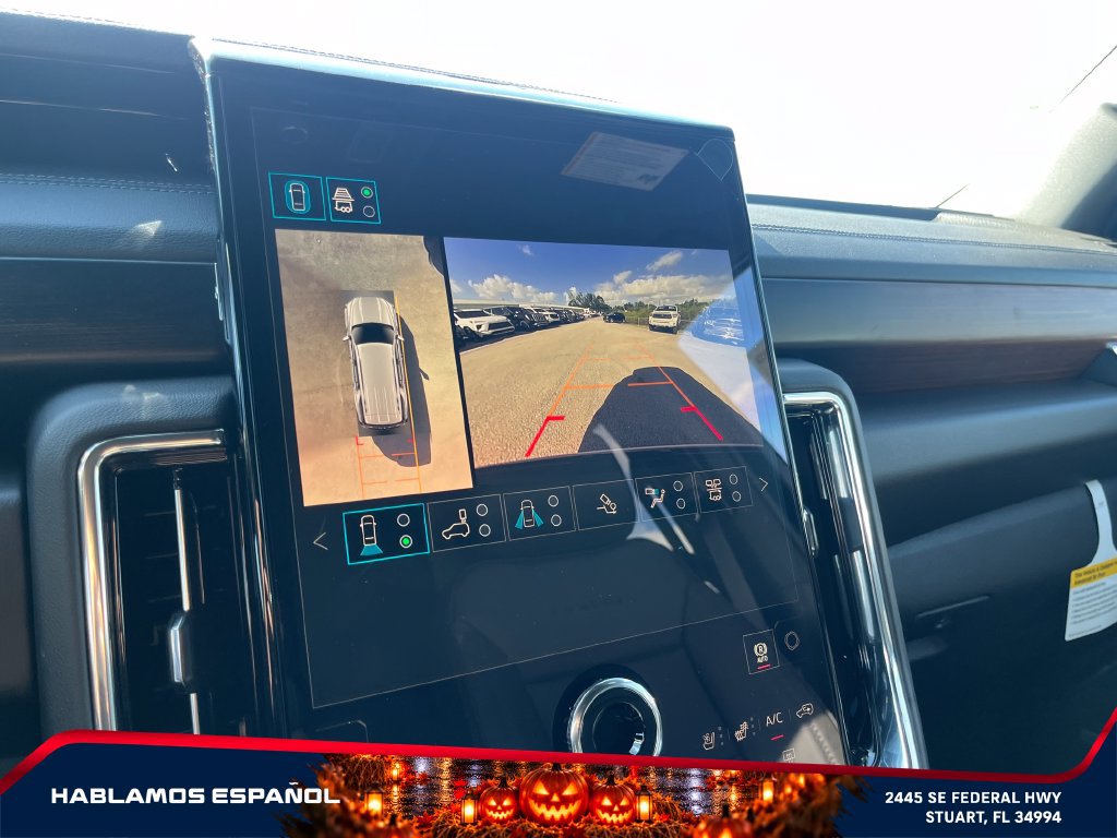 New 2026 GMC Yukon Denali w/ Denali Reserve Package AWD/4WD image 32