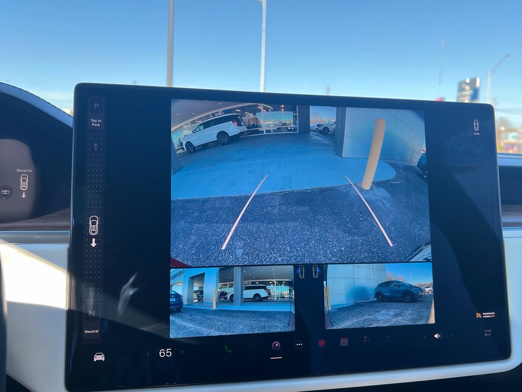 Used 2024 Tesla Model X image 21