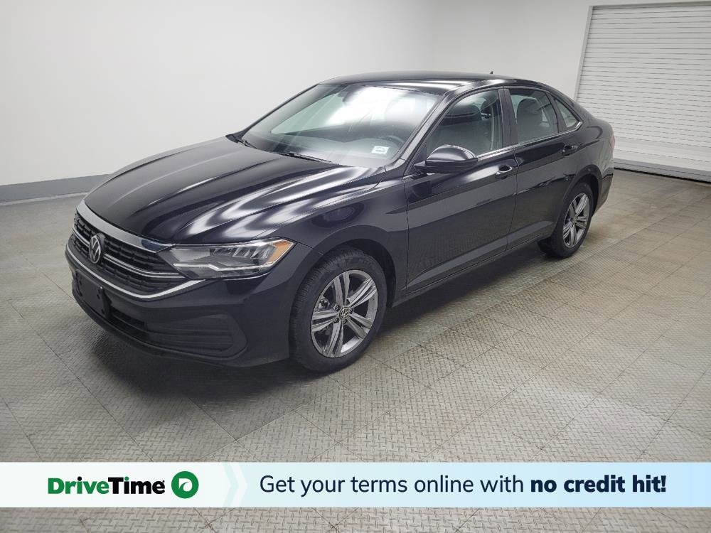 Used 2024 Volkswagen Jetta SE image 1