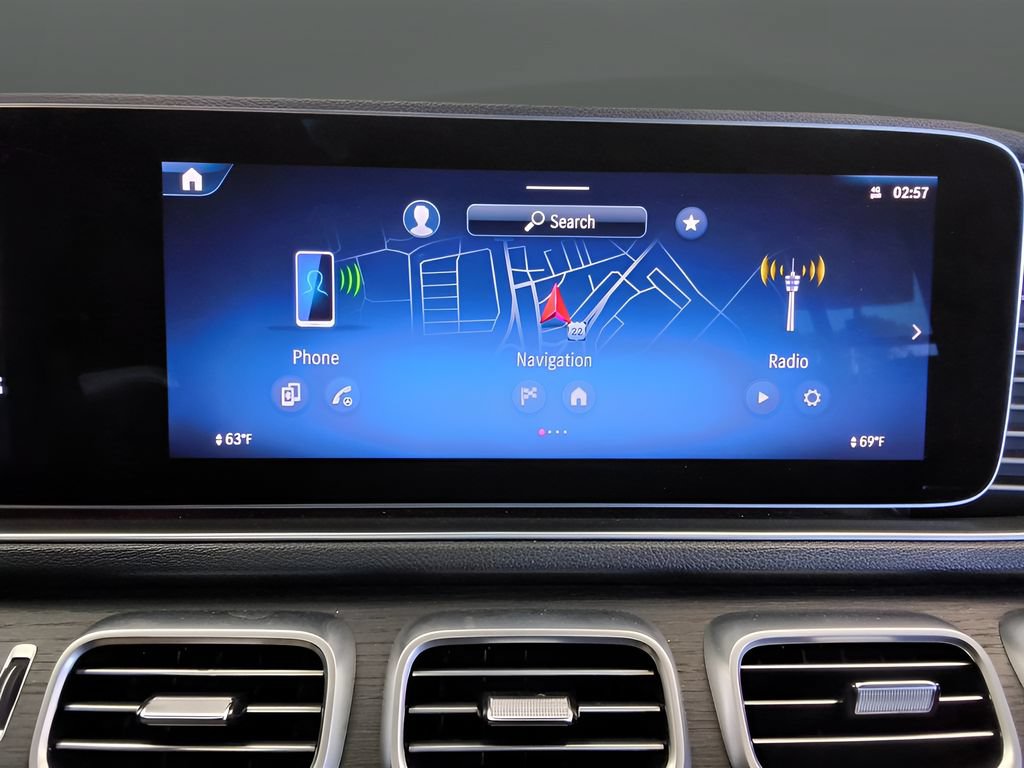 Used 2025 Mercedes-Benz GLE 350 4MATIC w/ AMG Line Exterior image 19