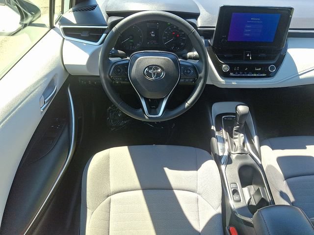 Used 2025 Toyota Corolla SE FWD image 11