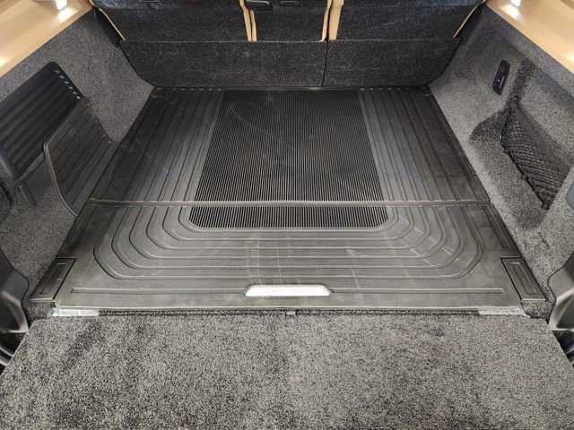 New 2026 Land Rover Range Rover Long Wheelbase Autobiography image 34