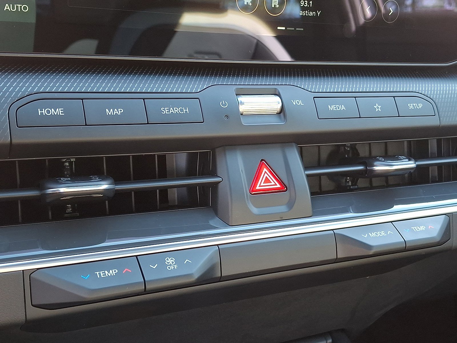 New 2025 Kia K4 GT-Line Turbo image 9