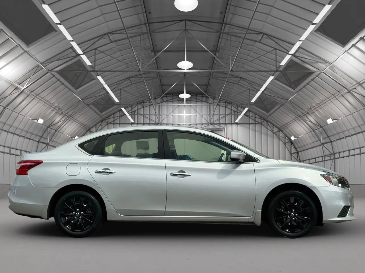 Used 2017 Nissan Sentra S image 8