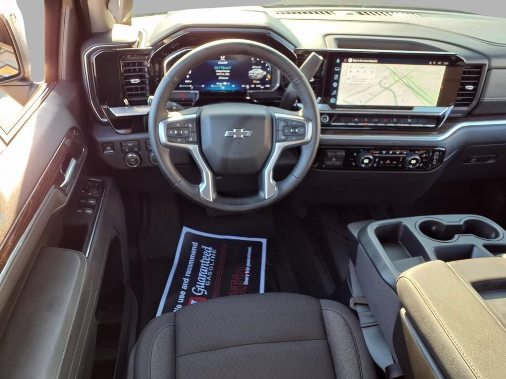 Used 2026 Chevrolet Silverado 1500 RST w/ RST Select Package AWD/4WD image 4