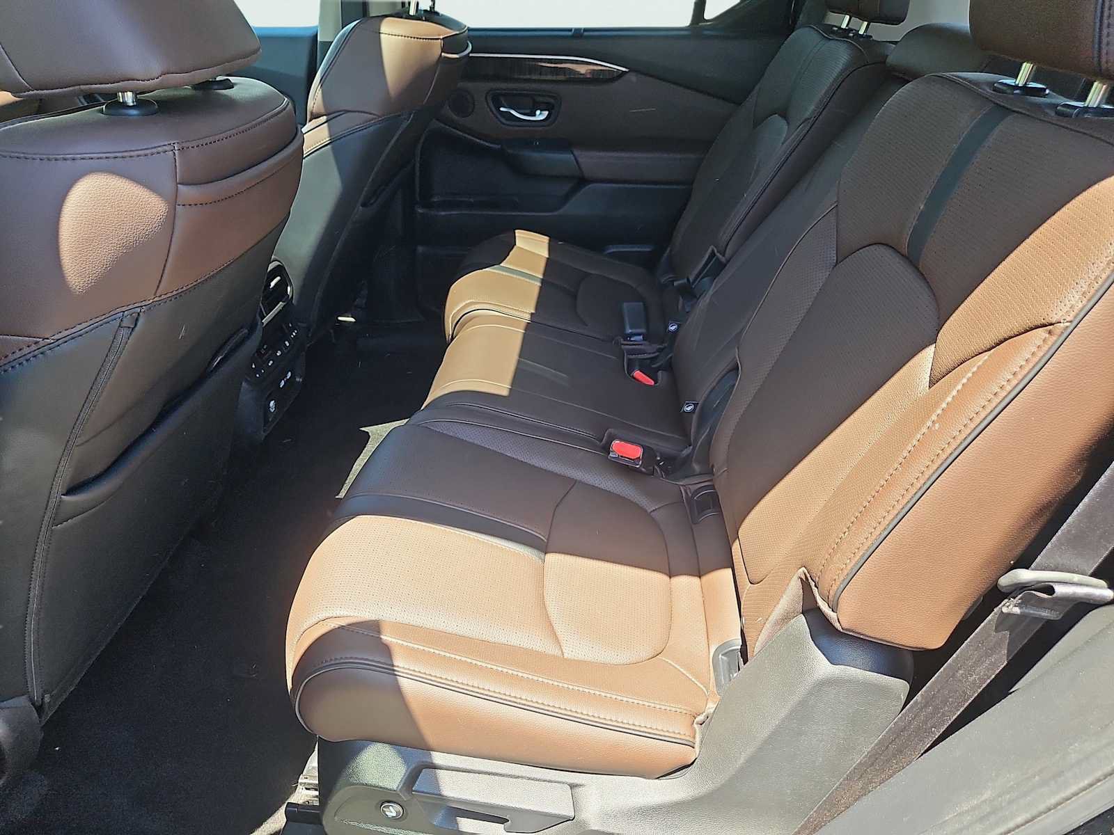 Certified 2023 Honda Pilot Elite image 35