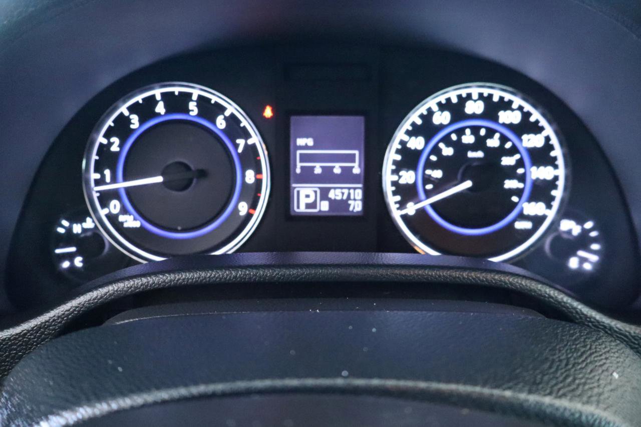 Used 2014 INFINITI Q60 Journey w/ Premium Package RWD image 17