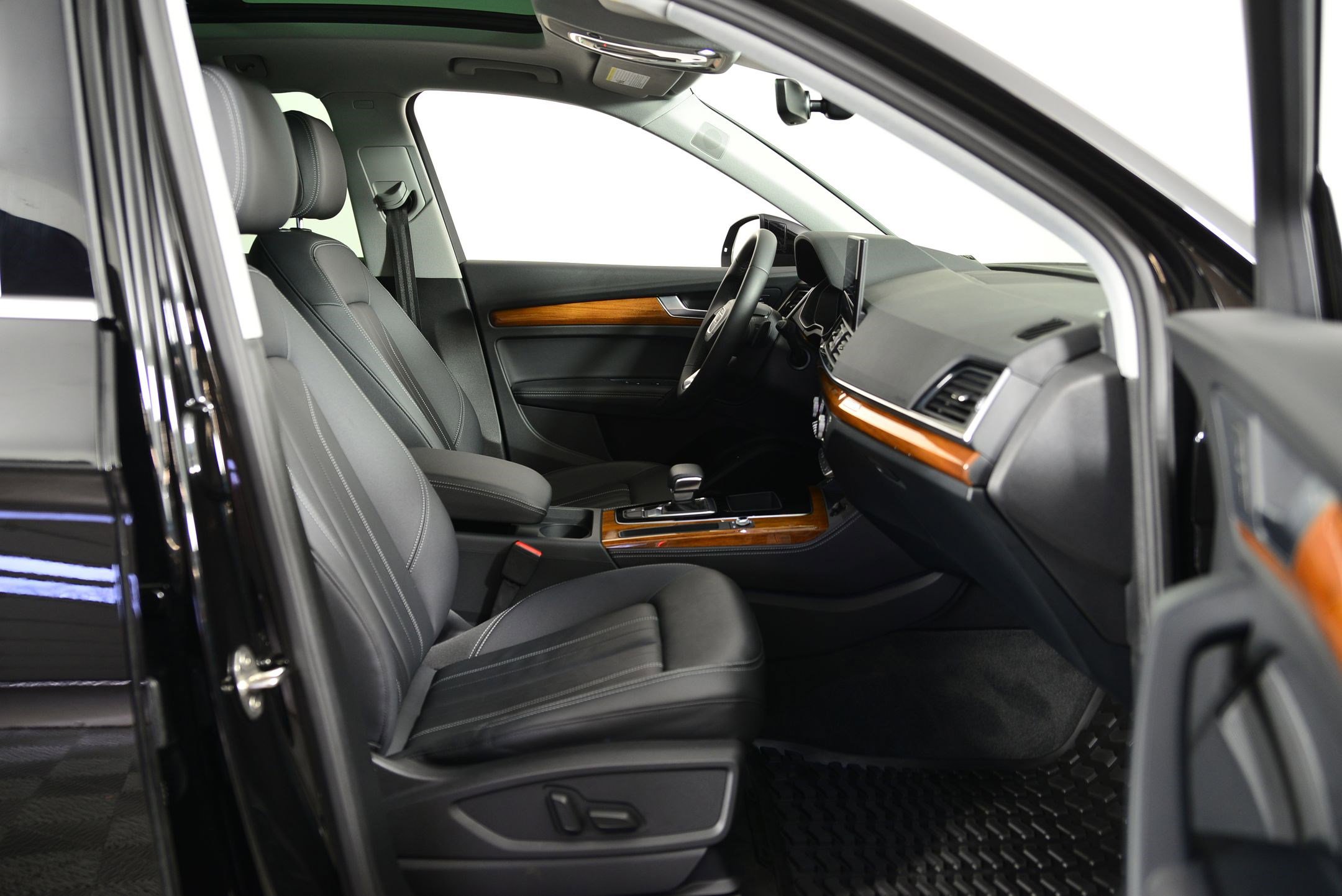 Certified 2023 Audi Q5 2.0T Premium Plus w/ Premium Plus Package image 23