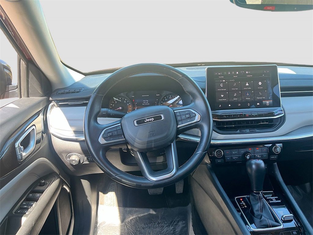 Used 2022 Jeep Compass Limited image 21