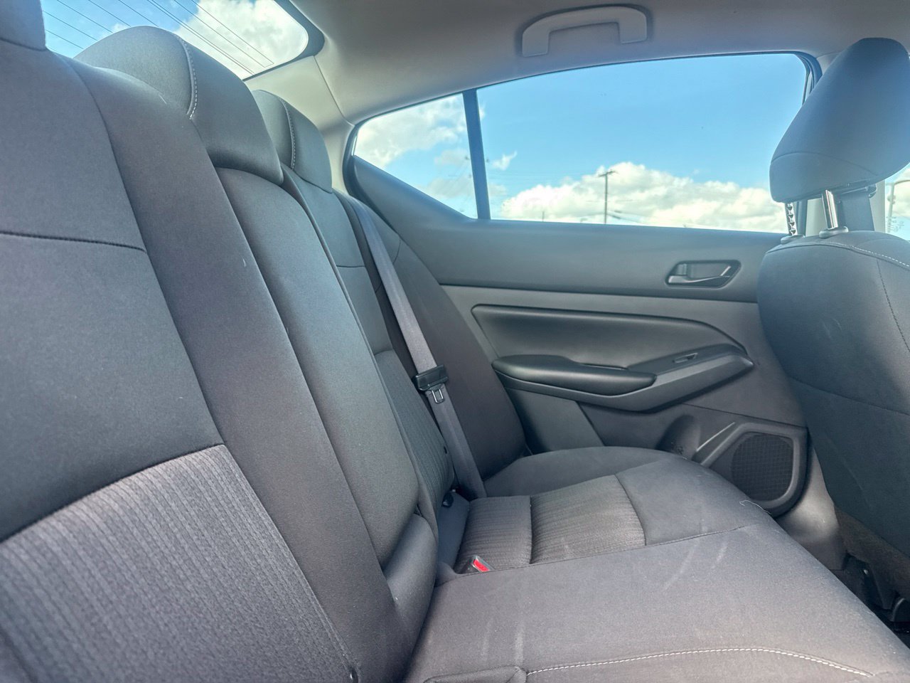 Used 2025 Nissan Altima 2.5 S FWD image 35