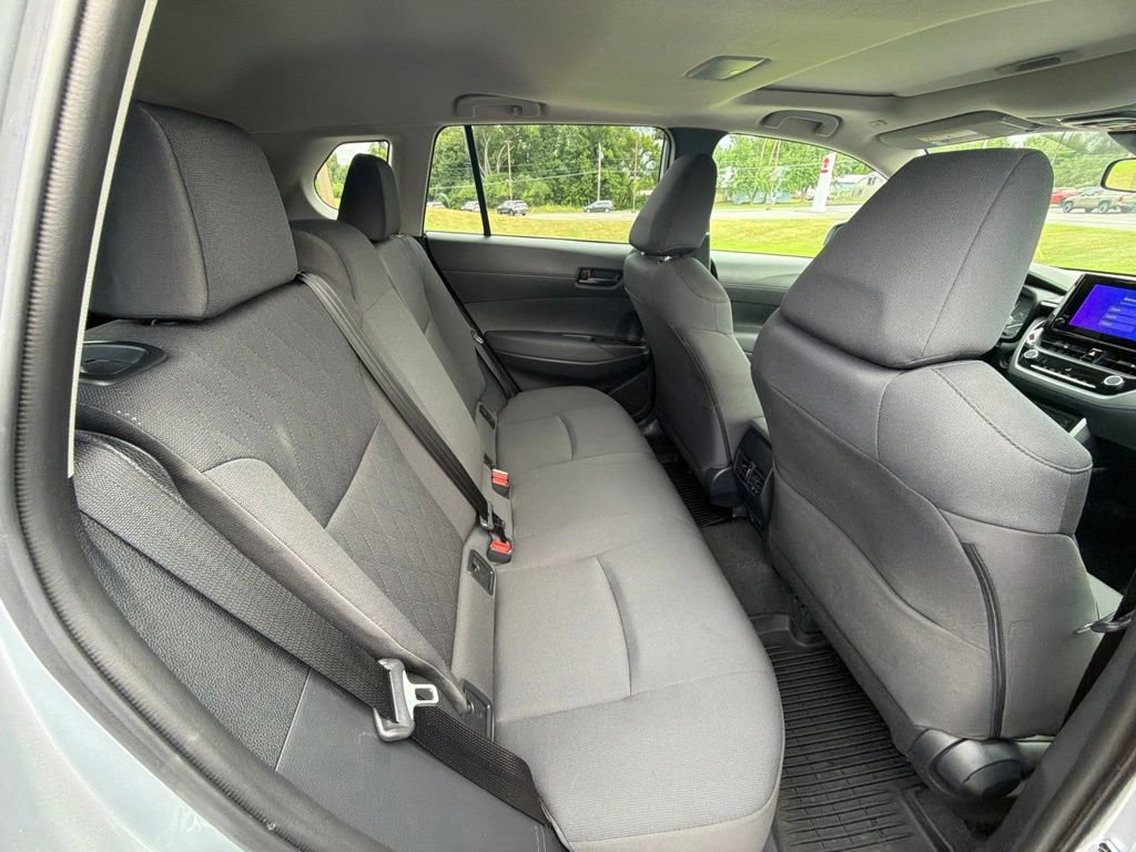 Used 2024 Toyota Corolla Cross LE w/ Moonroof Package AWD/4WD image 34