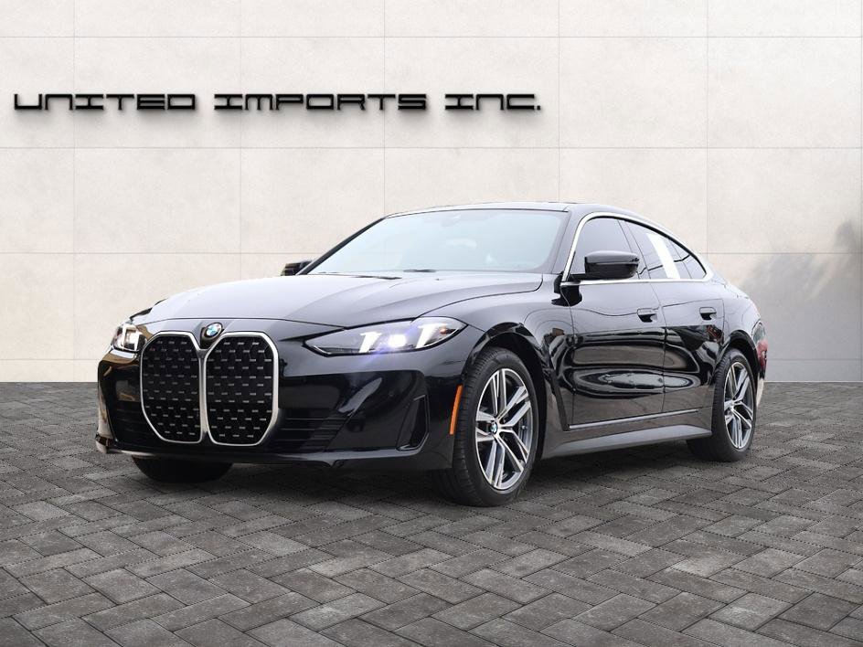 Used 2025 BMW 430i w/ Premium Package image 3