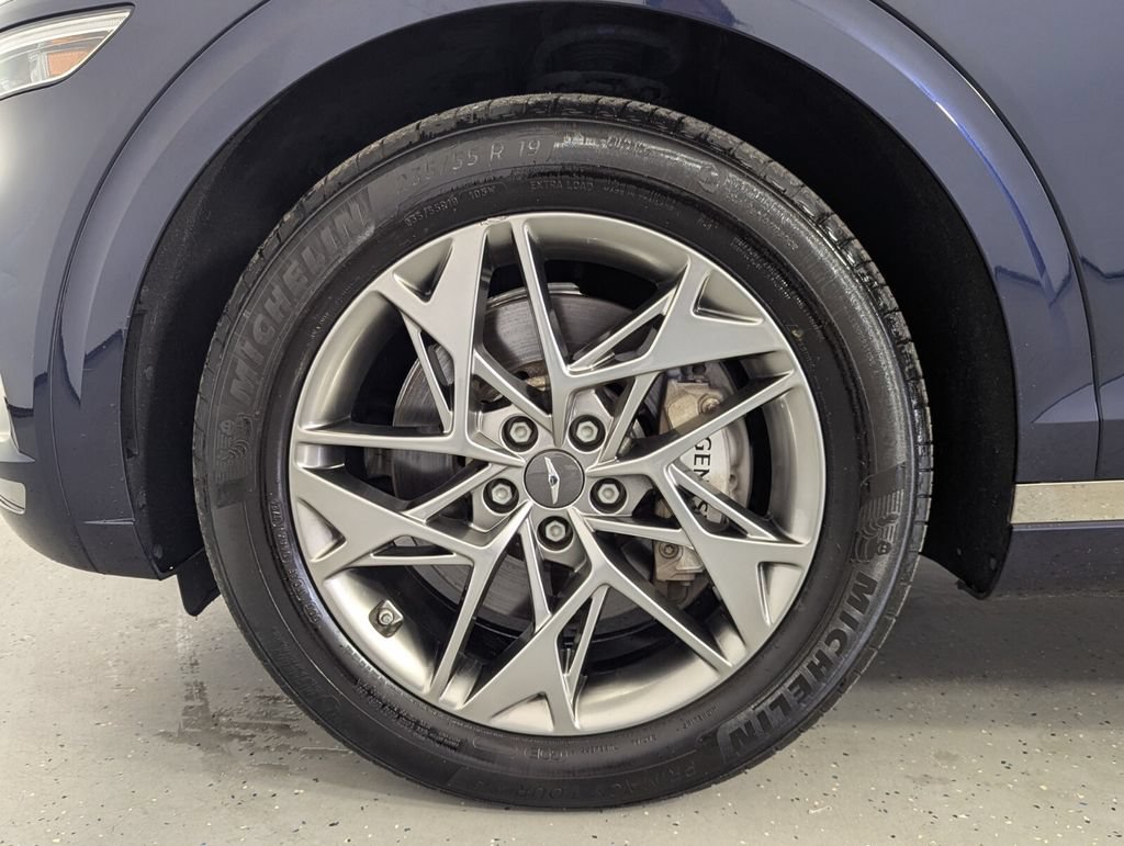 Used 2025 Genesis GV70 2.5T AWD/4WD image 9