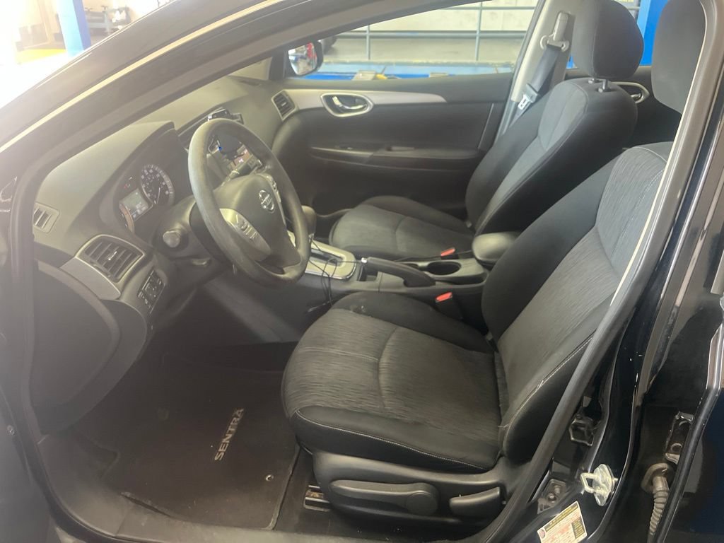Used 2014 Nissan Sentra SV FWD image 4
