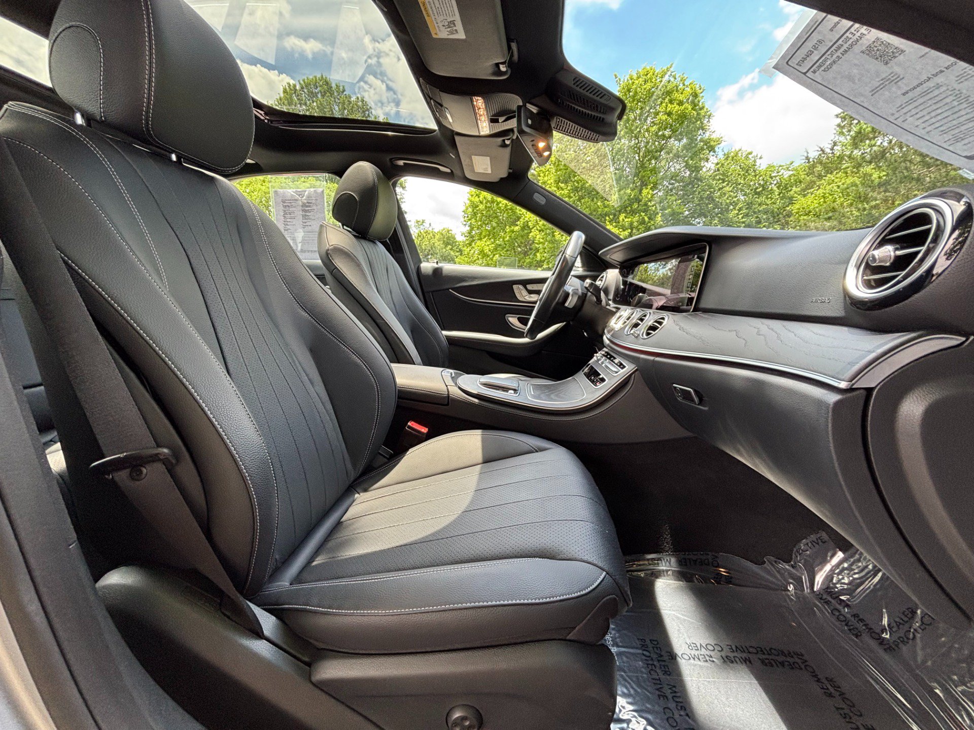 Used 2022 Mercedes-Benz E 350 4MATIC Sedan image 22