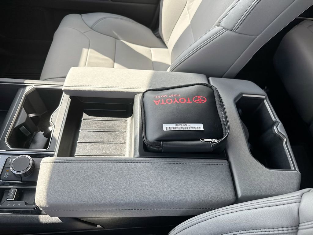 New 2026 Toyota Tundra Limited image 24
