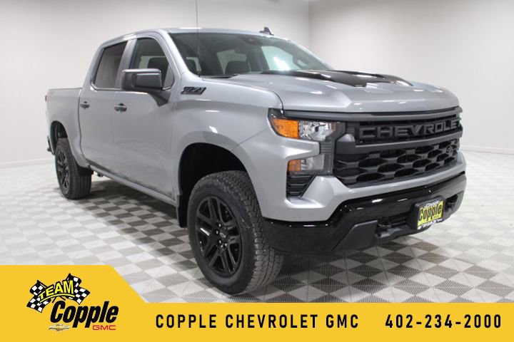 New 2026 Chevrolet Silverado 1500 Custom Trail Boss w/ Dark Appearance Package
