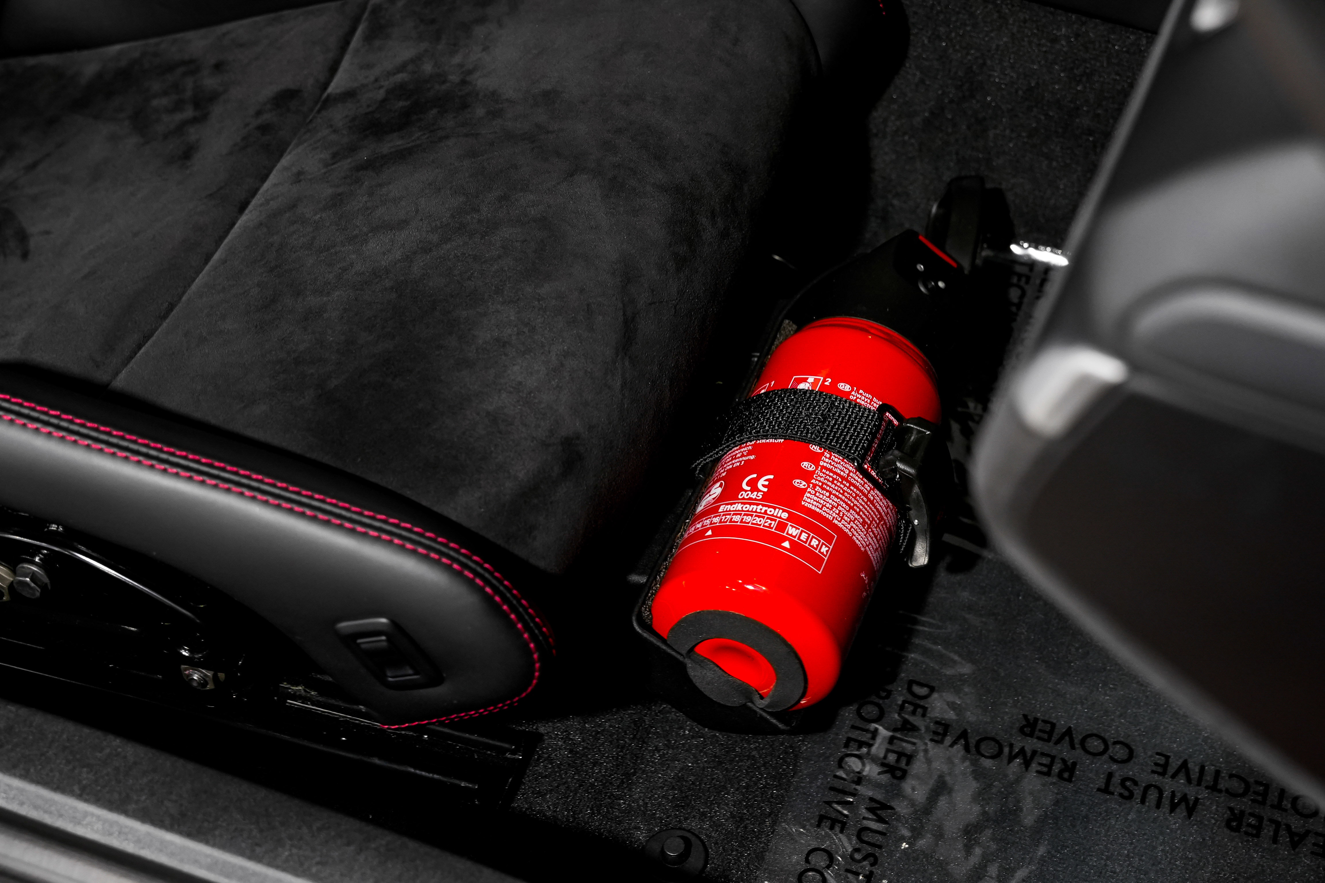 Used 2016 Porsche Cayman GT4 image 26