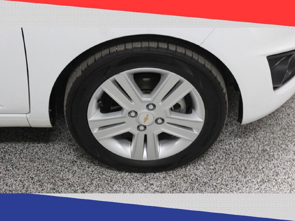 Used 2014 Chevrolet Spark LS image 61