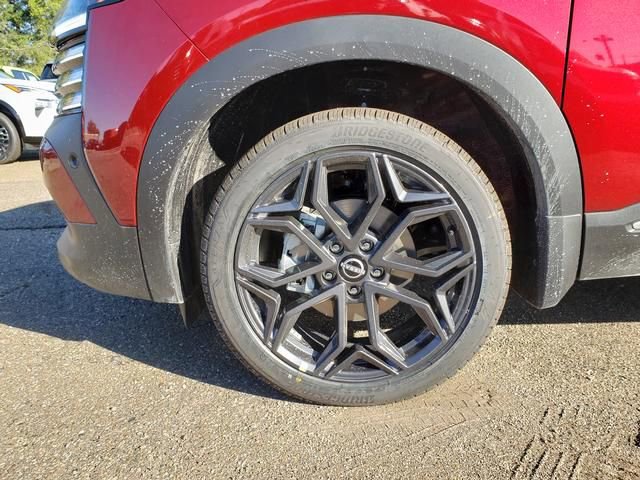 New 2026 Nissan Kicks SR w/ Cold Weather Package image 22