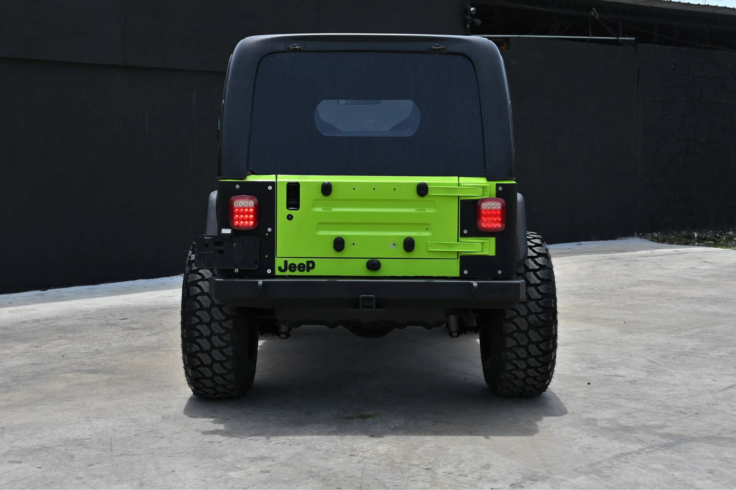 Used 2002 Jeep Wrangler X AWD/4WD image 6