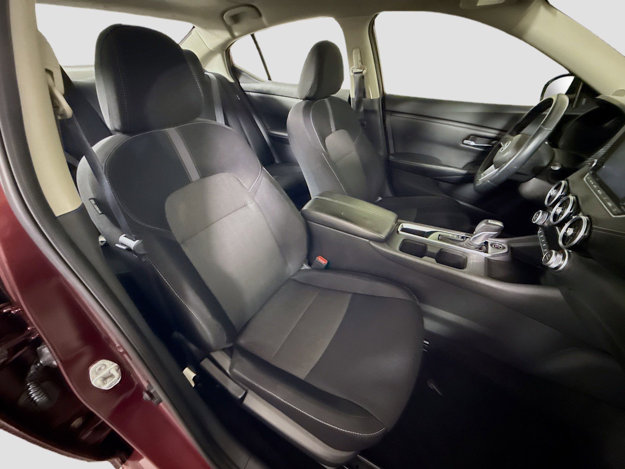 Used 2020 Nissan Sentra SV image 29