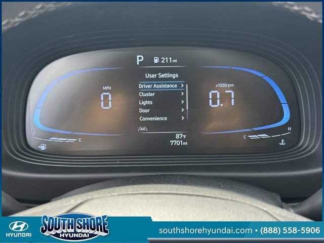 Certified 2025 Hyundai Venue SEL FWD image 26