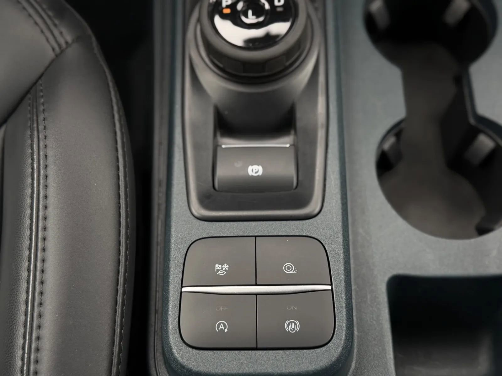 Used 2024 Ford Maverick Lariat w/ Black Appearance Package AWD/4WD image 40
