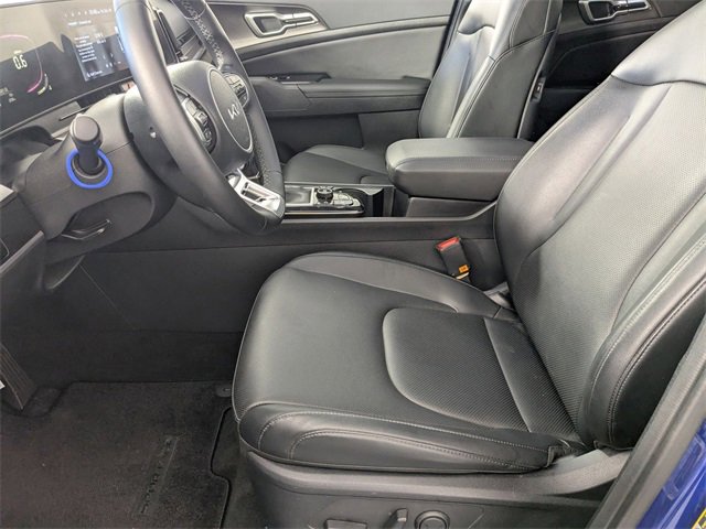 Used 2025 Kia Sportage EX w/ Premium Package image 13