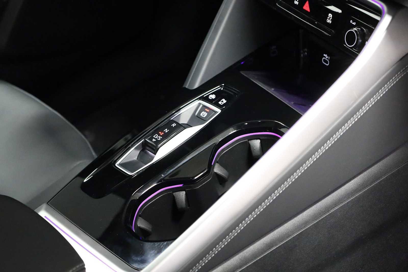 Used 2025 Audi Q5 Premium Plus w/ Premium Plus image 19