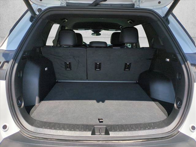 Used 2026 Chevrolet Equinox LT w/ Convenience Package II FWD image 6