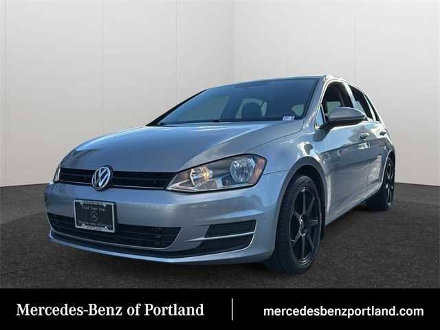 Used 2015 Volkswagen Golf S image 1
