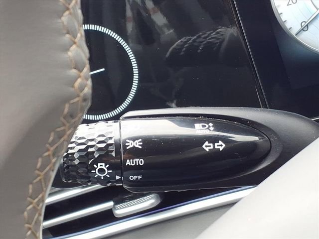 Used 2025 Hyundai Elantra SEL image 26