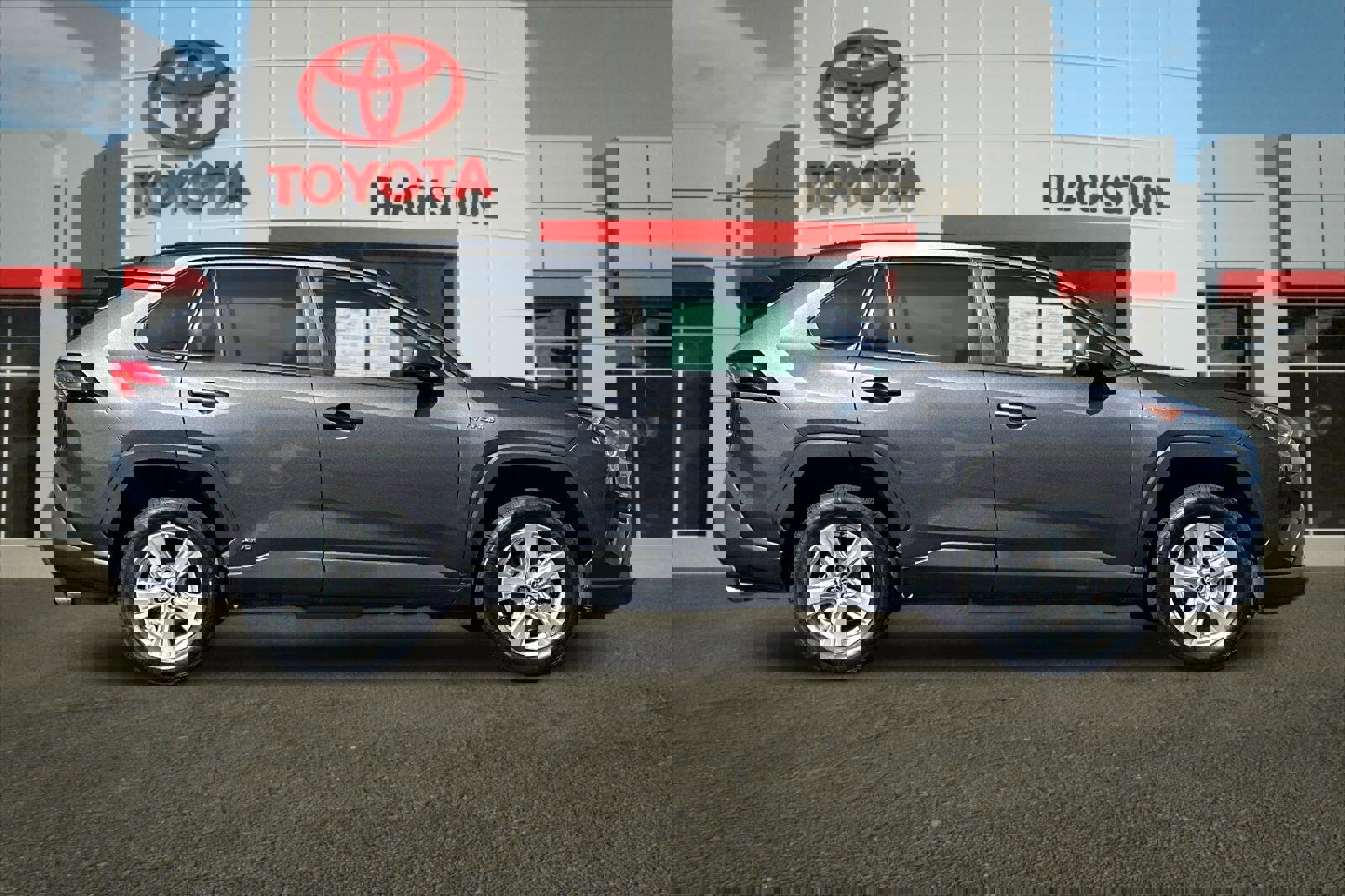 Certified 2021 Toyota RAV4 XLE w/ Convenience Package image 2