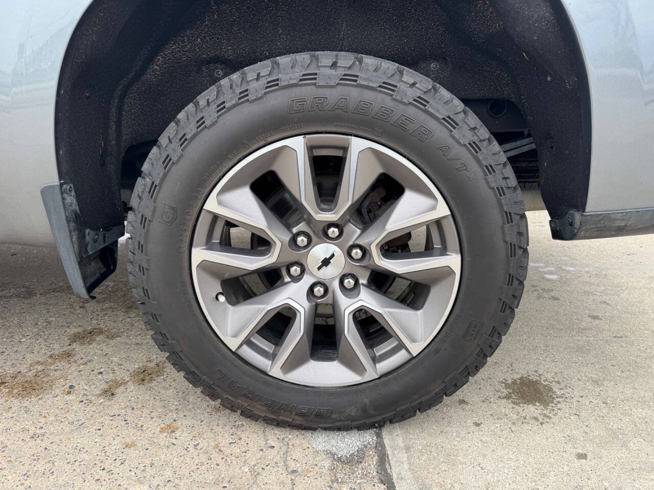 Used 2021 Chevrolet Silverado 1500 RST AWD/4WD image 9
