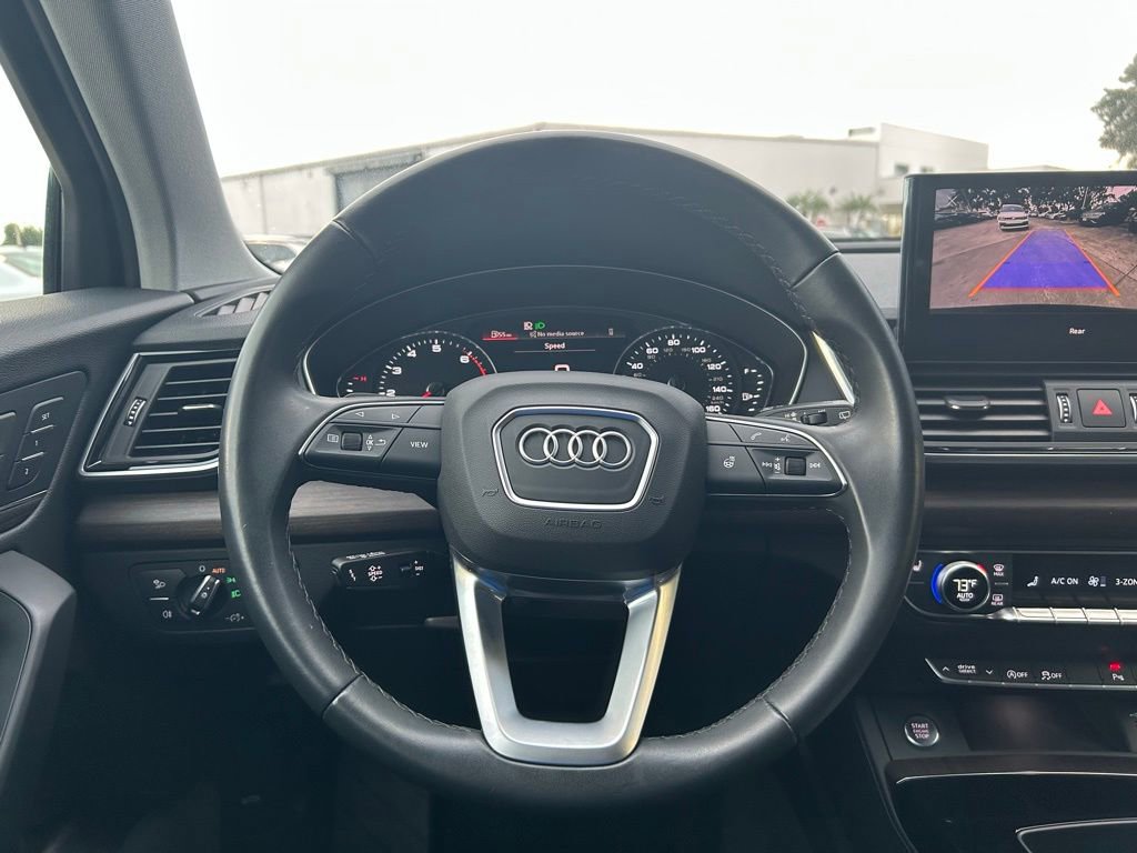 Used 2023 Audi Q5 2.0T Premium w/ Convenience Package image 19