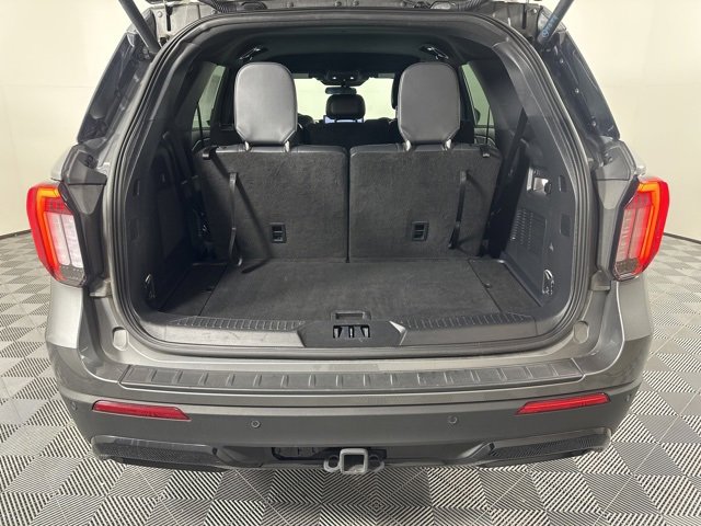 Used 2025 Ford Explorer ST-Line w/ ST-Line Street Pack image 12