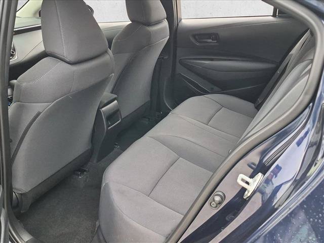 Used 2022 Toyota Corolla LE w/ LE Convenience Package FWD image 17