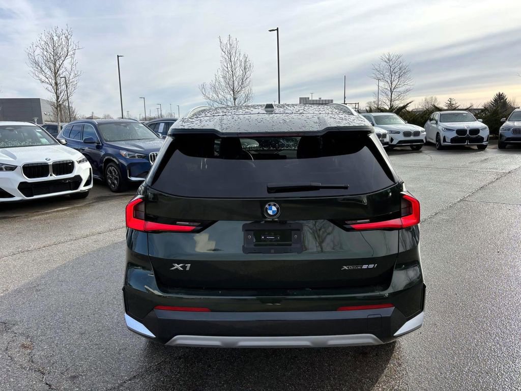Used 2025 BMW X1 xDrive28i image 6