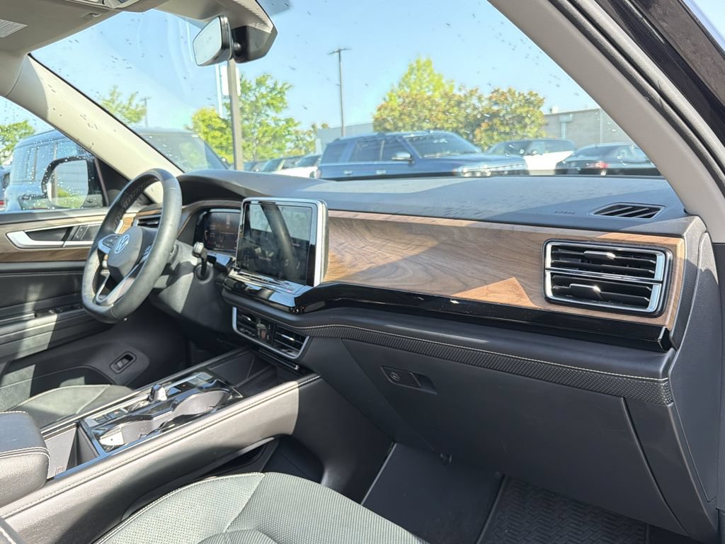 Used 2024 Volkswagen Atlas SE FWD image 20