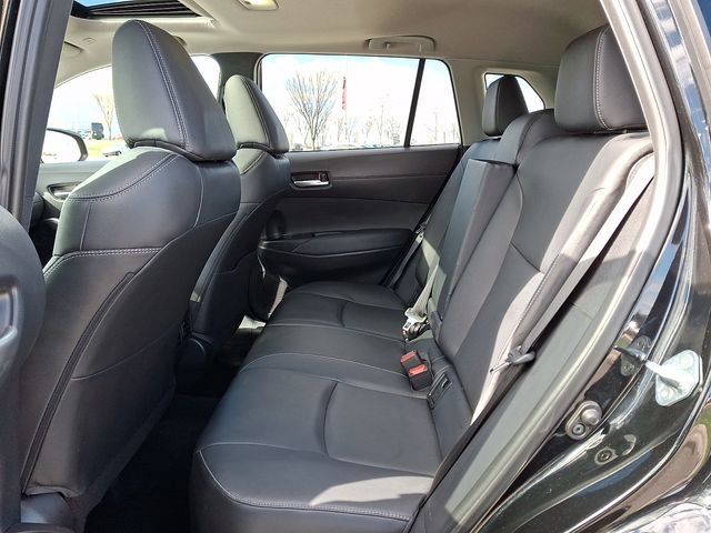 Used 2024 Toyota Corolla Cross XLE w/ Convenience Package image 10