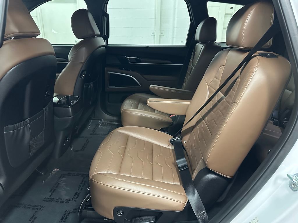 Used 2021 Kia Telluride SX w/ SX Prestige Package AWD/4WD image 21