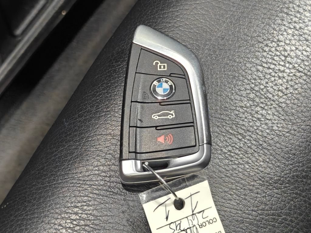 Used 2019 BMW X6 xDrive35i w/ M Sport Package AWD/4WD image 16