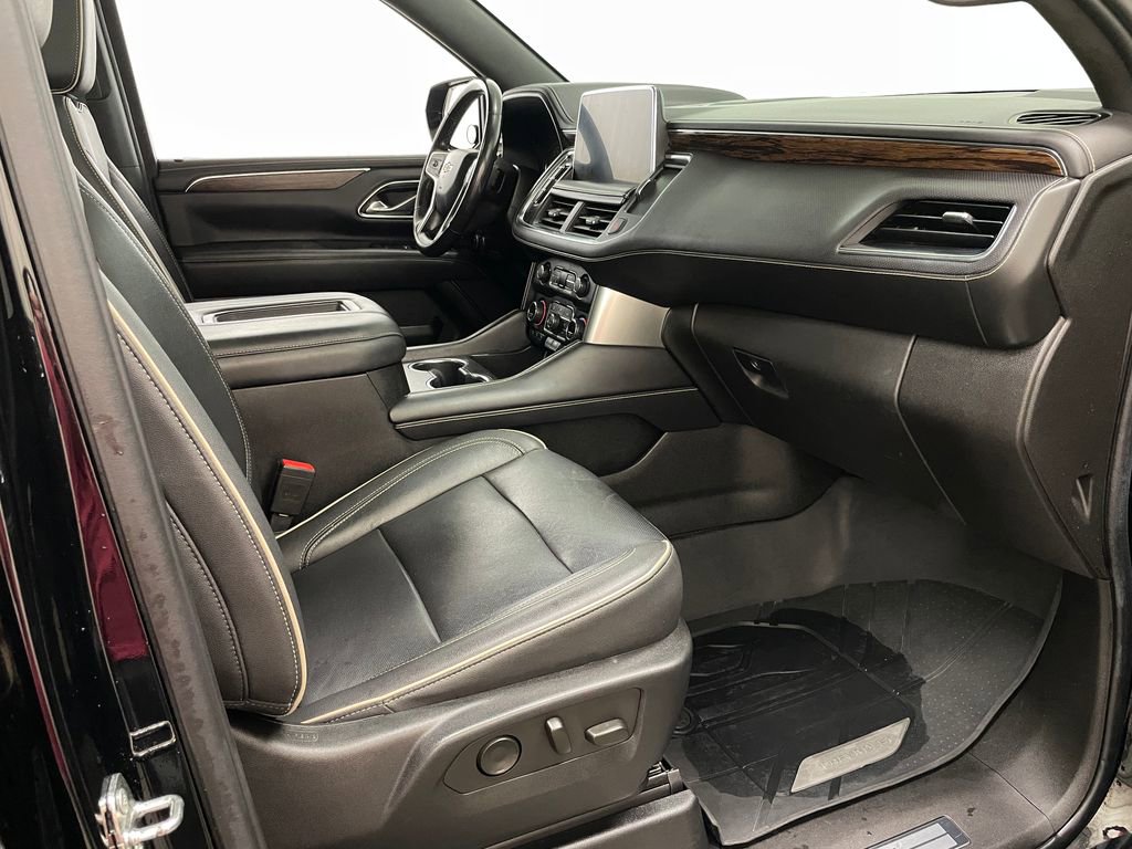 Certified 2021 Chevrolet Tahoe Premier w/ Premium Package 2 AWD/4WD image 44